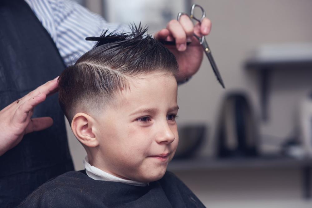 Coupe de cheveux près de La Brède
